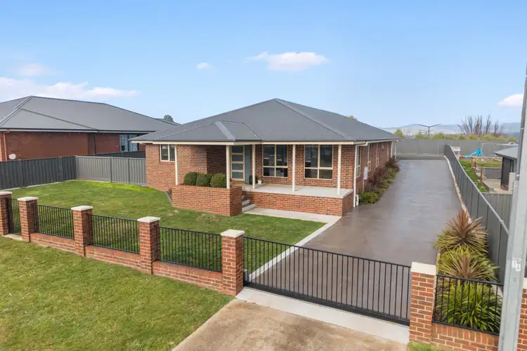 5 Nutt Street, Deloraine TAS 7304