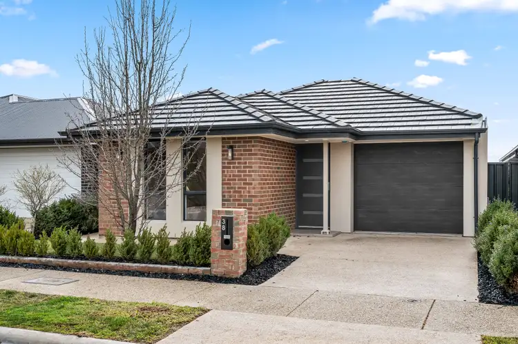 38 Richmond Drive