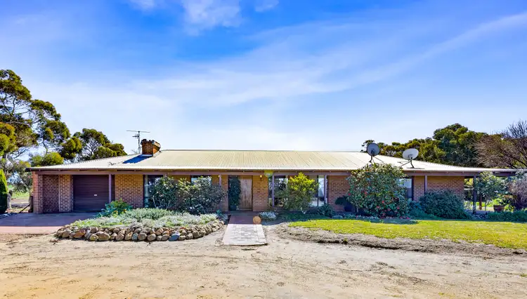 . 'Dulbelling Farms'