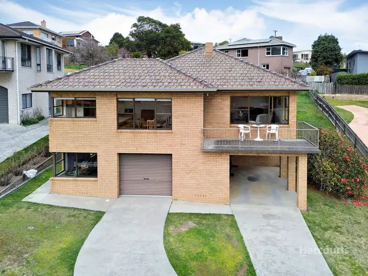 8 Madden Court
