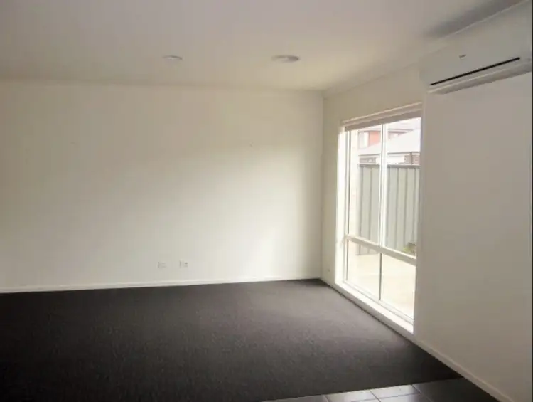 Third view of Homely house listing, 27 Cockatiel Circuit, Craigieburn VIC 3064