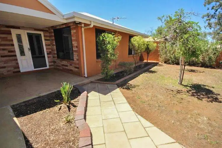 8 Battarbee Street, Araluen NT 870