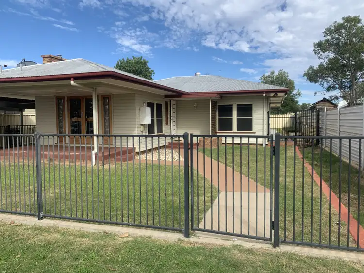14 River Street, Charleville QLD 4470