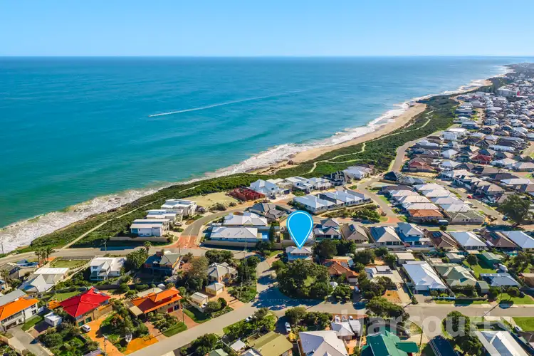 Second view of Homely house listing, 2 Vanessa Road, Falcon WA 6210