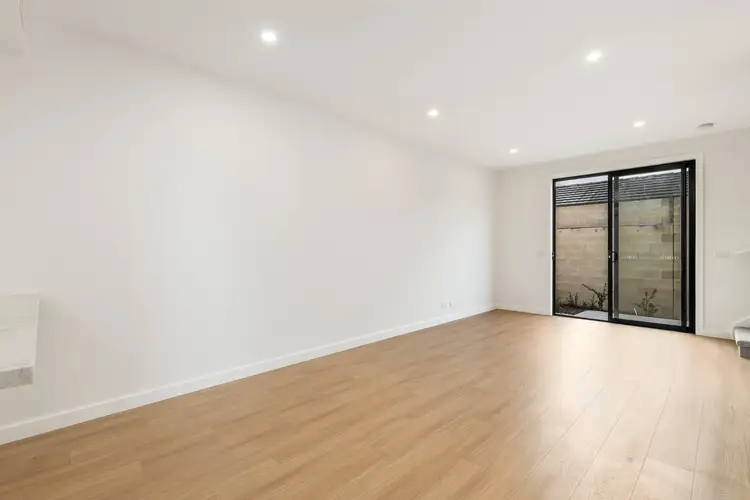 Third view of Homely townhouse listing, 5/85 Marine Parade, Hastings VIC 3915