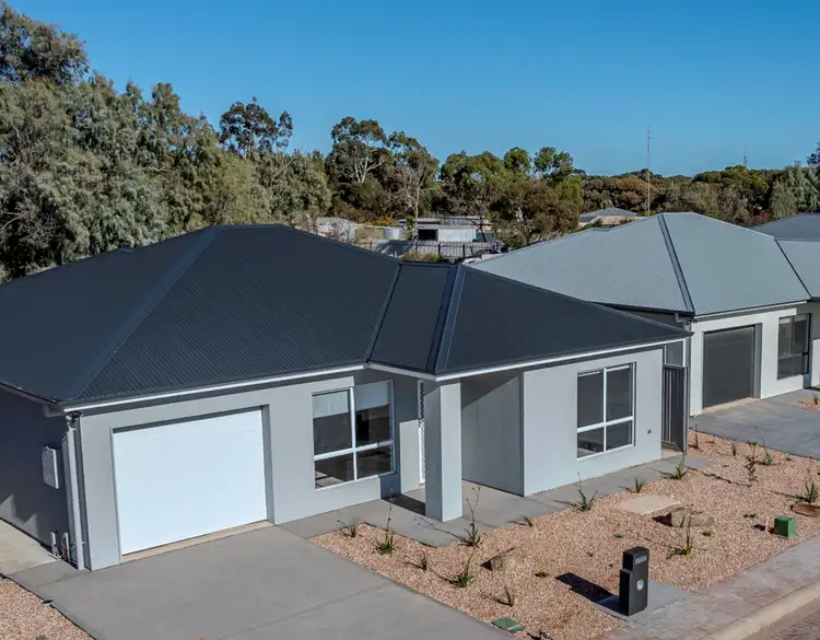 10 & 12 Field Street, Kadina SA 5554