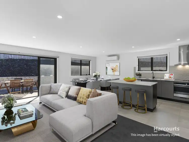 2/30 Mahoney Drive, Claremont TAS 7011