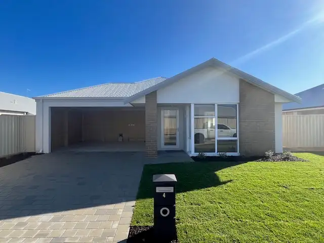 4 Karnak Parkway, Dawesville WA 6211