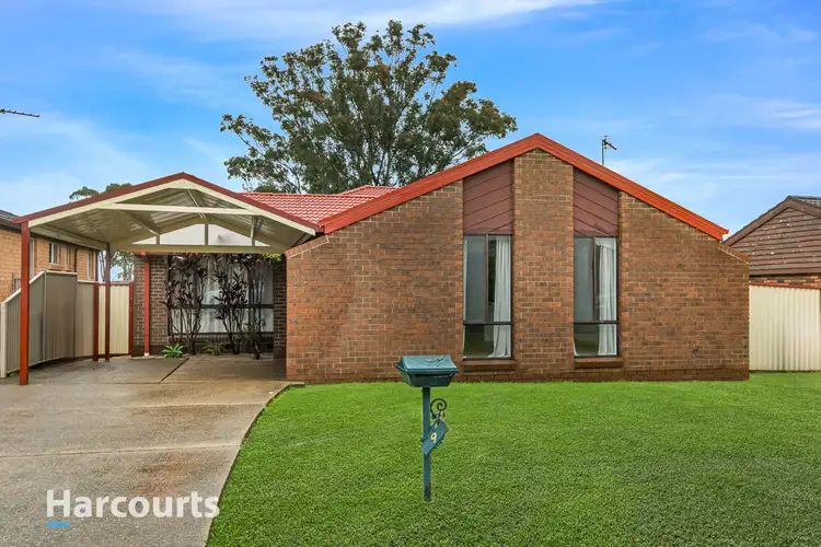 9 Blenheim Place, St Clair NSW 2759