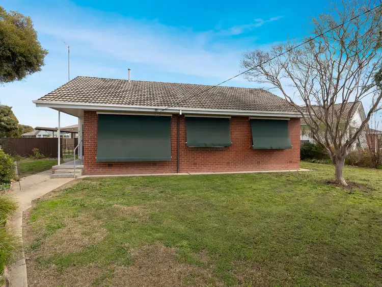 Second view of Homely house listing, 1 Hallett Crescent, Wangaratta VIC 3677