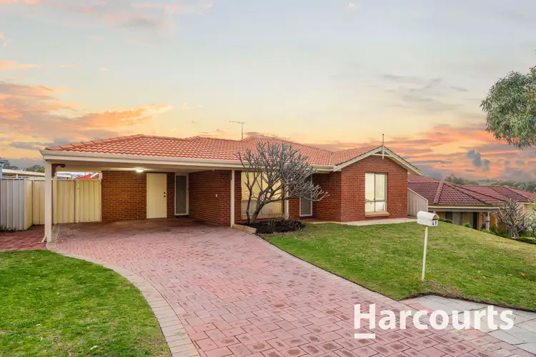 49 Macnaughton Crescent, Kinross WA 6028