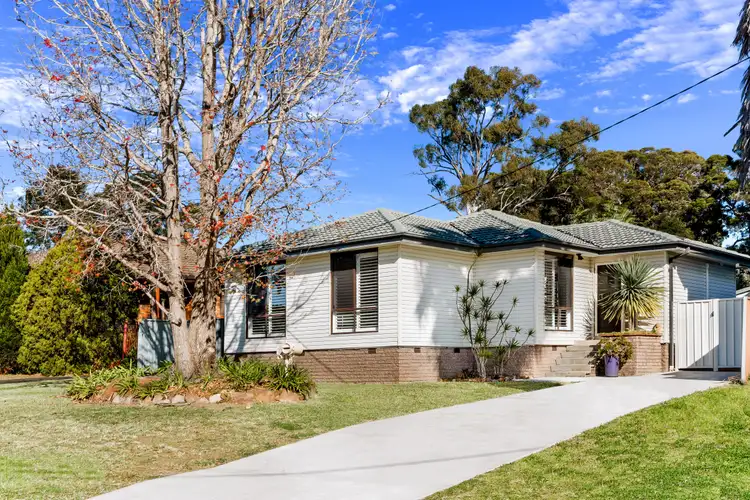 10 Macquarie Street, Albion Park NSW 2527