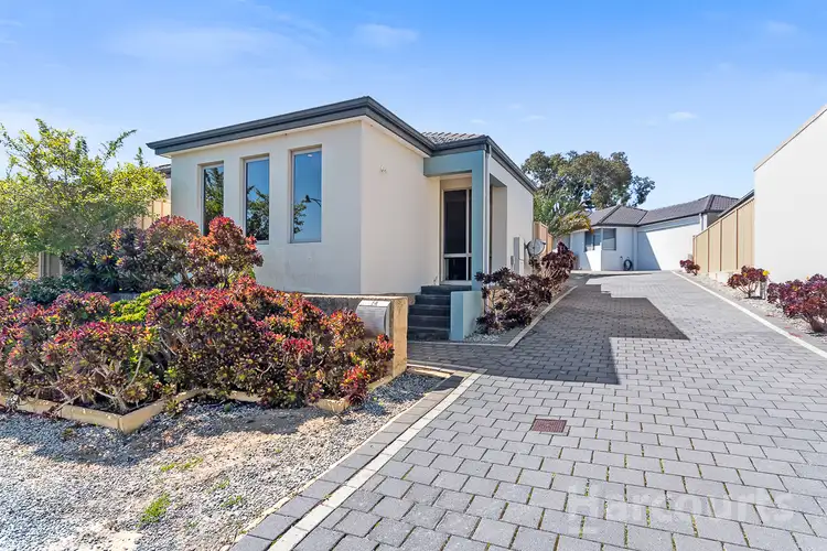 1A Cetara Chase, Sinagra WA 6065