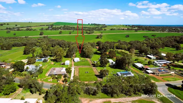 72 Robinson Street, Gingin WA 6503