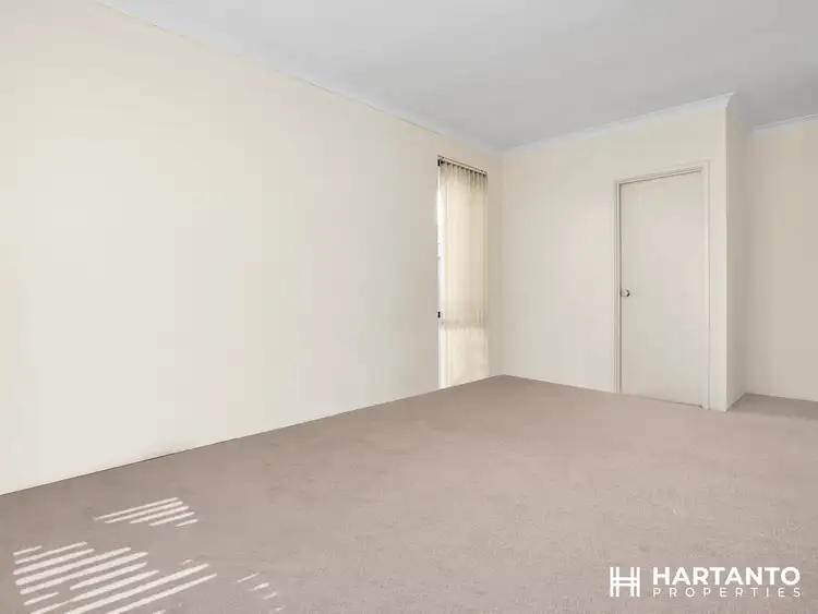 Sixth view of Homely house listing, 10 Millwood Close, Bibra Lake WA 6163