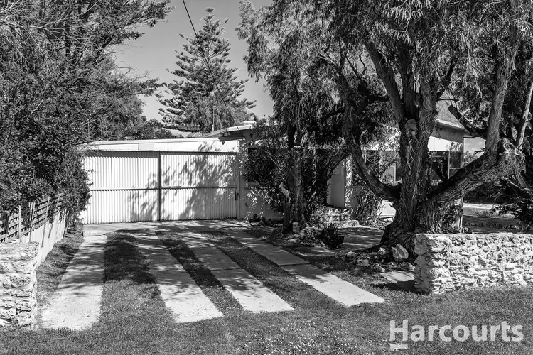 4 Burna Street, Falcon WA 6210