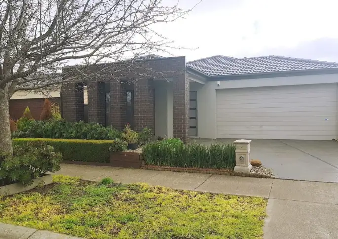 34 Greenham Avenue