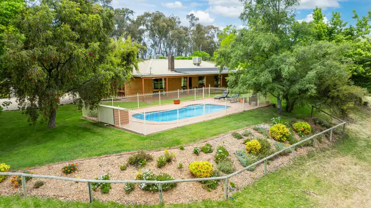 15 Benzie Lane, Sandy Creek VIC 3695