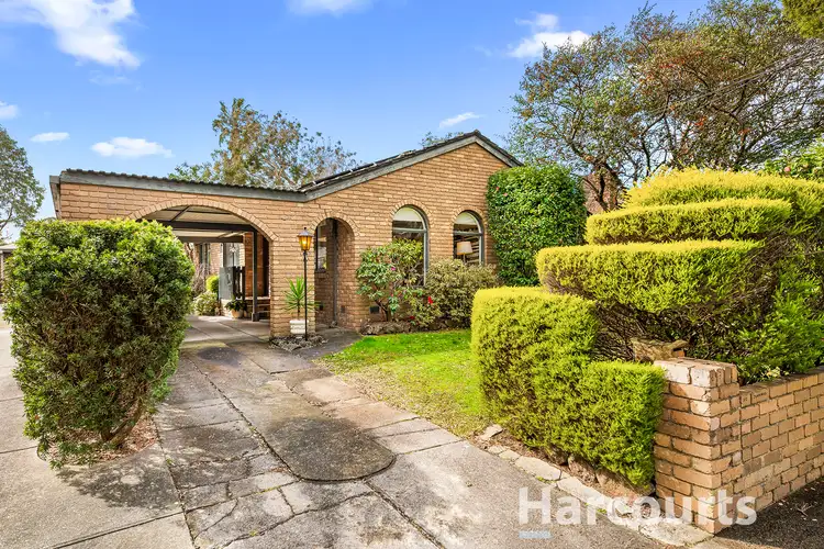 63 Landstrom Quadrant, Kilsyth VIC 3137