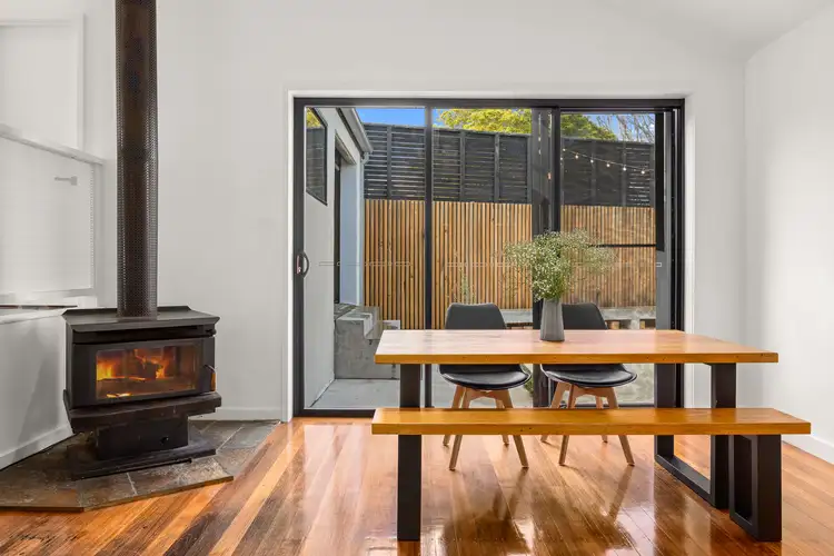 Second view of Homely house listing, 3 Doran Court, Frankston VIC 3199