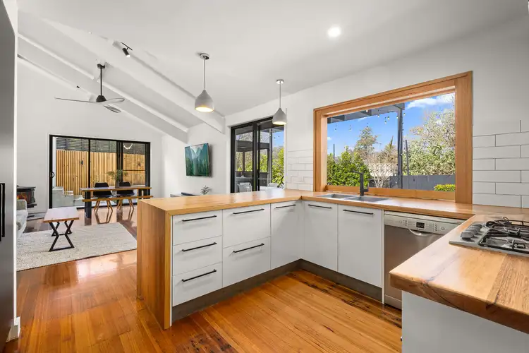 Sixth view of Homely house listing, 3 Doran Court, Frankston VIC 3199