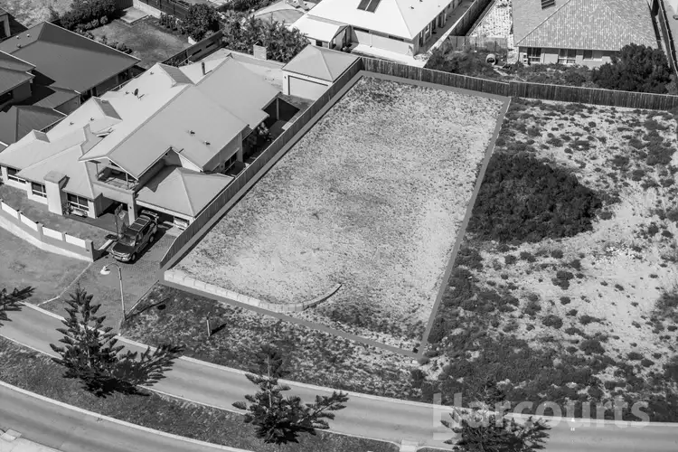 48 Boardwalk Boulevard, Halls Head WA 6210
