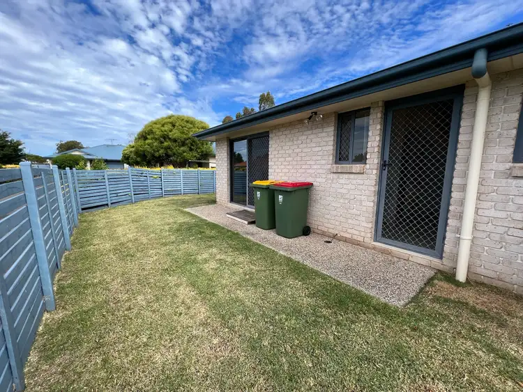 1/100 Clark, Clifton QLD 4361