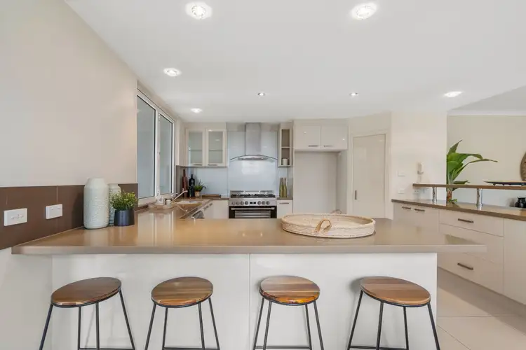 2/7025 Vista Drive, Benowa QLD 4217
