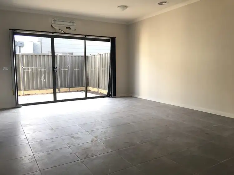 Third view of Homely townhouse listing, 2/3 Everglade Crescent, Roxburgh Park VIC 3064