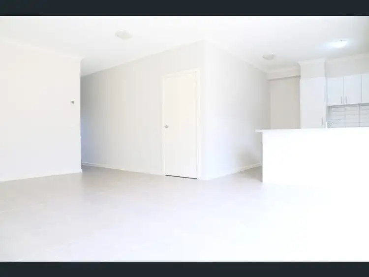 Fourth view of Homely townhouse listing, 2/3 Everglade Crescent, Roxburgh Park VIC 3064