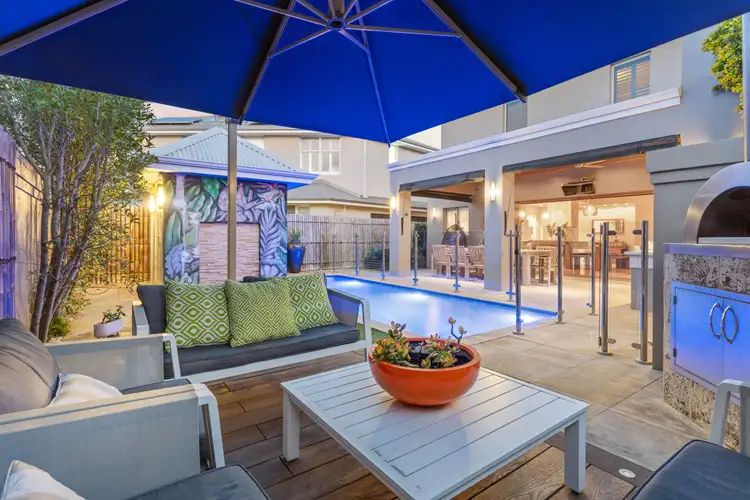 27 Wright Cres, Bayswater WA 6053