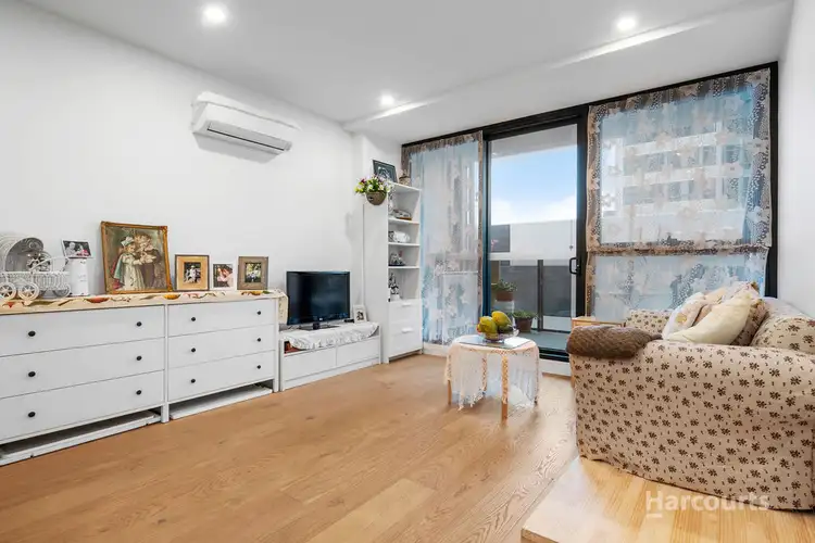 704/06 Wellington Road, Box Hill VIC 3128