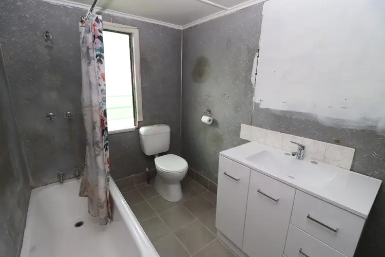 Fifth view of Homely house listing, 90 Thirteenth Avenue, Home Hill QLD 4806