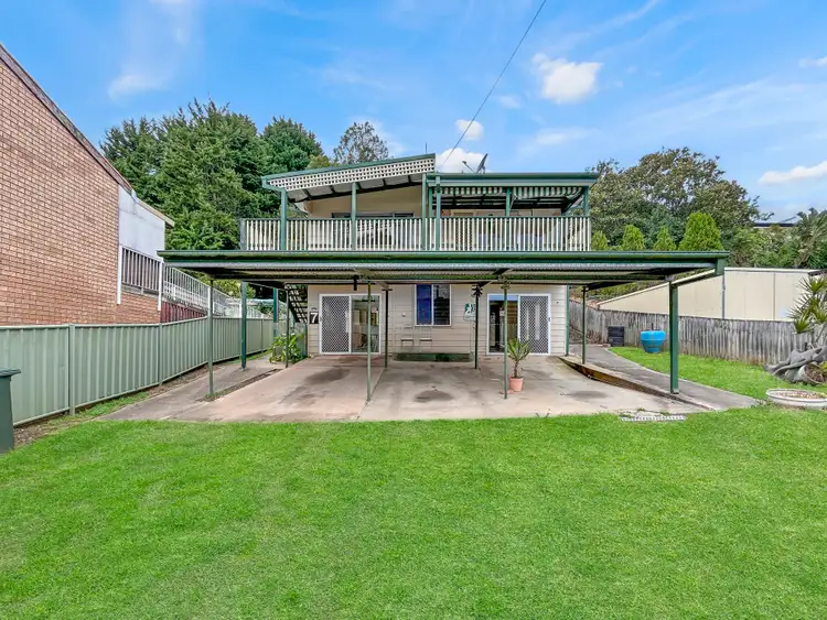 7 Country Club Drive