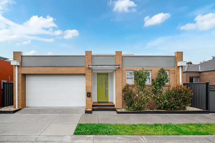 4 Applewood Way, Craigieburn VIC 3064