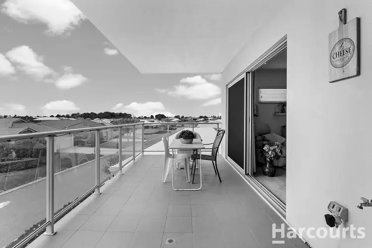 10/150 Boardwalk Boulevard, Halls Head WA 6210