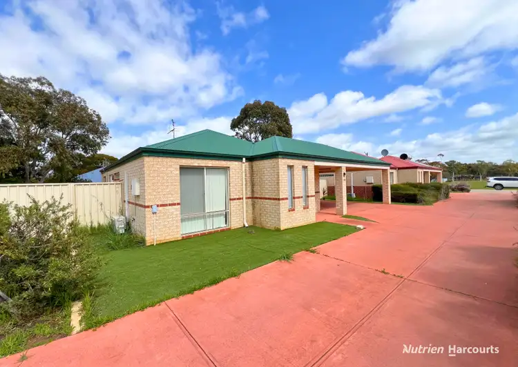 19A Cowan Way, Merredin WA 6415