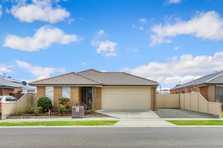 16 Schaeche Court, Eastwood VIC 3875