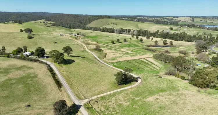 18 Chambers Road, Bruthen VIC 3885