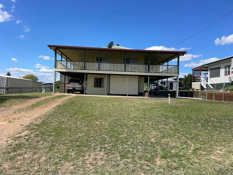 30 WOLSEY STREET, Taroom QLD 4420