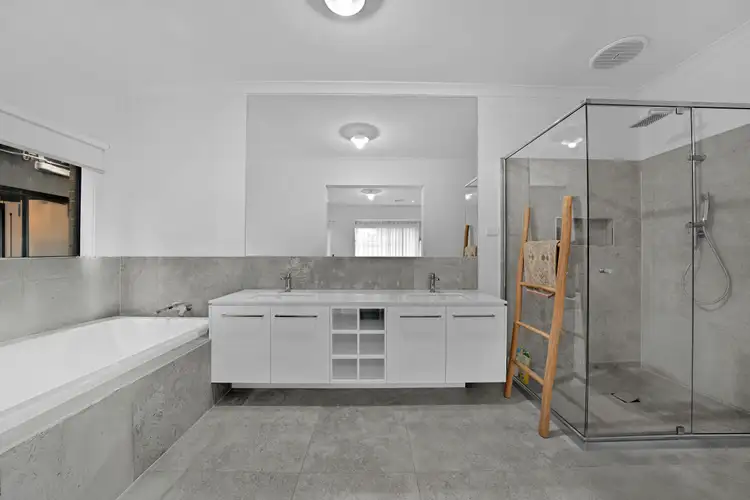 Fifth view of Homely house listing, 31 Debonair Parade, Craigieburn VIC 3064