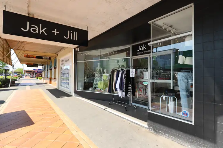 210 Parker Street, Cootamundra NSW 2590