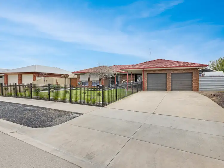 Second view of Homely house listing, 6 Bradbury Drive, Wangaratta VIC 3677