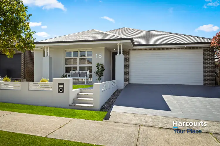18 Killuna Way, Jordan Springs NSW 2747