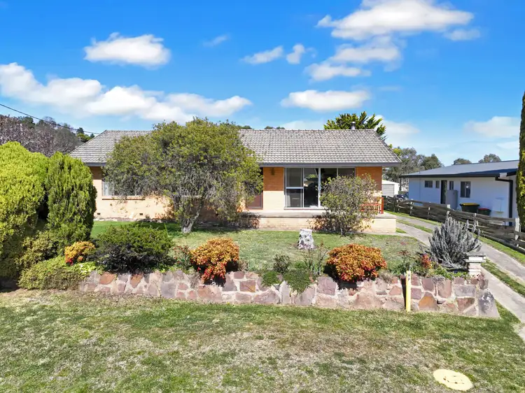 32 Burton Street, Bombala NSW 2632