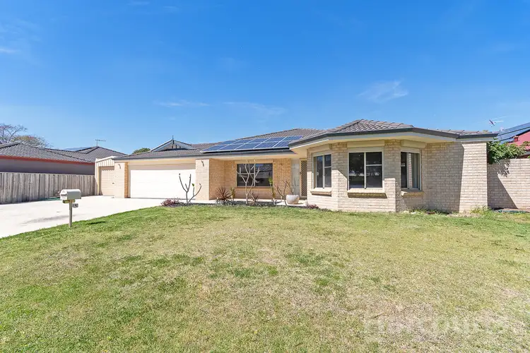 4 Domeney Place, Landsdale WA 6065