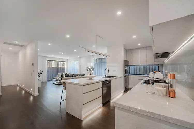 Fifth view of Homely house listing, 33 Darwinia Drive, Mickleham VIC 3064