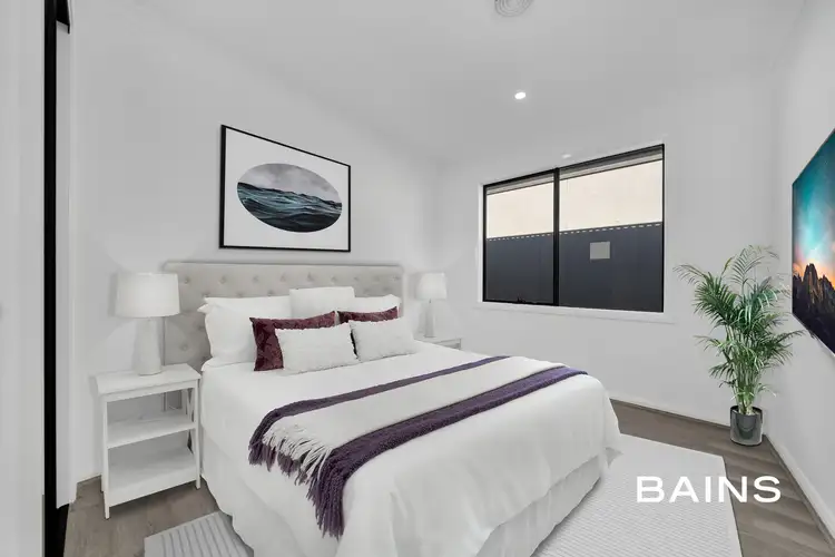 Fifth view of Homely house listing, 5 Gotland Close, Wollert VIC 3750