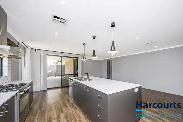 Seventh view of Homely house listing, 7 Raphoe Loop, Bullsbrook WA 6084