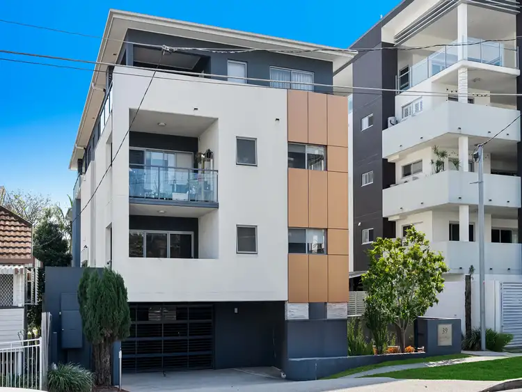 1/39 Atthow Parade, Nundah QLD 4012